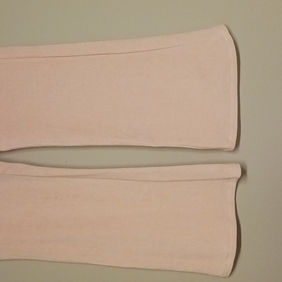 PAM & GELA - Picture 3 of 5